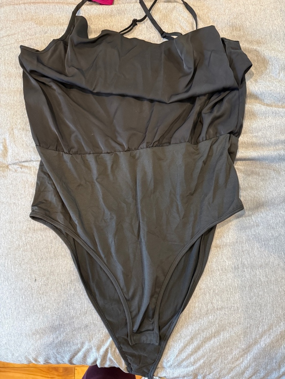 SHEIN Black Satin-Look Strappy Bodysuit